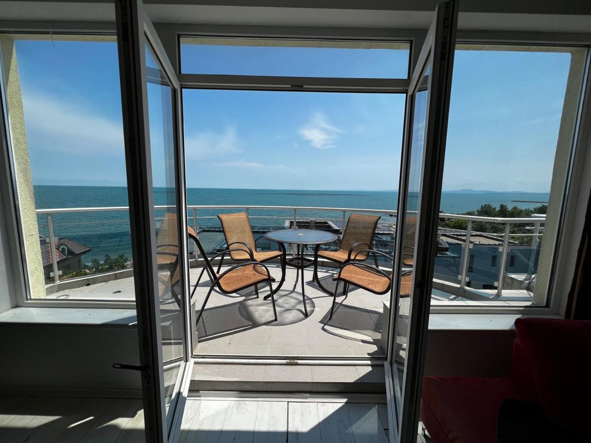 Modern Beachfront Apartment With Pool Ravda Luaran gambar